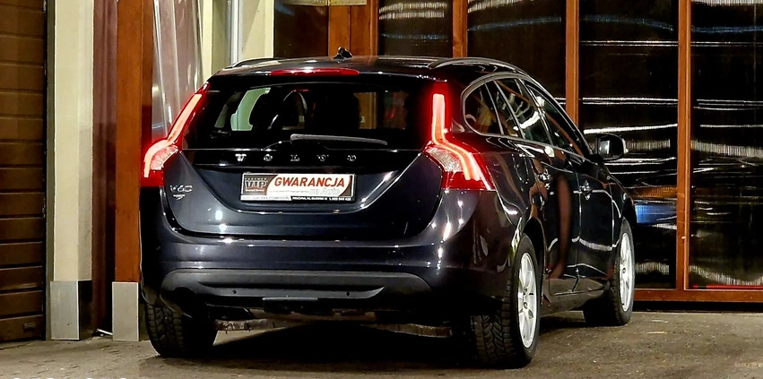 Volvo V60 cena 32999 przebieg: 220000, rok produkcji 2013 z Lubycza Królewska małe 667